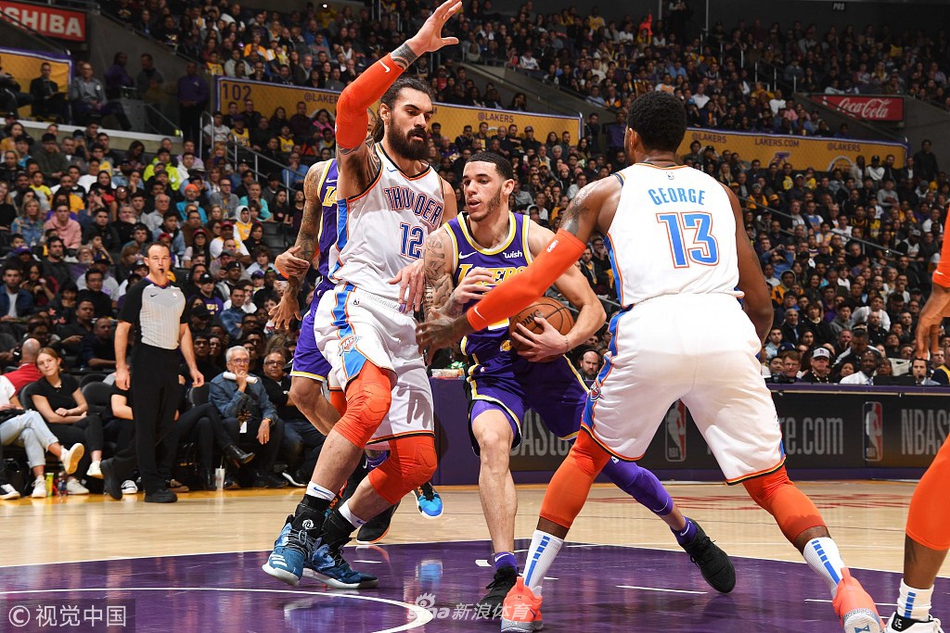 时尚品牌与 时尚品牌与