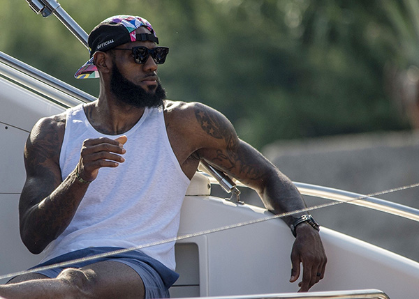 媒体进行成 媒体进行成